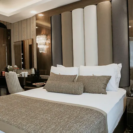 Hotel Grand Lark Aydinli